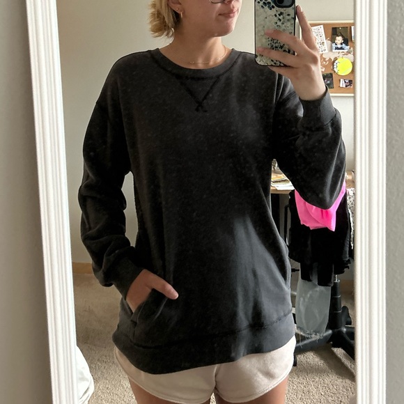 Abercrombie Crew Neck Sweatshirt - Picture 2 of 3